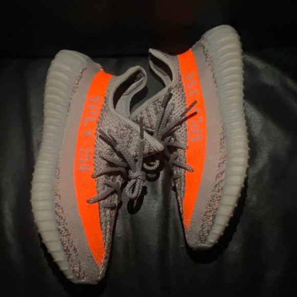 Yeezy 350 V2 “Beluga Reflective” Size 7📩 - Picture 3 of 6